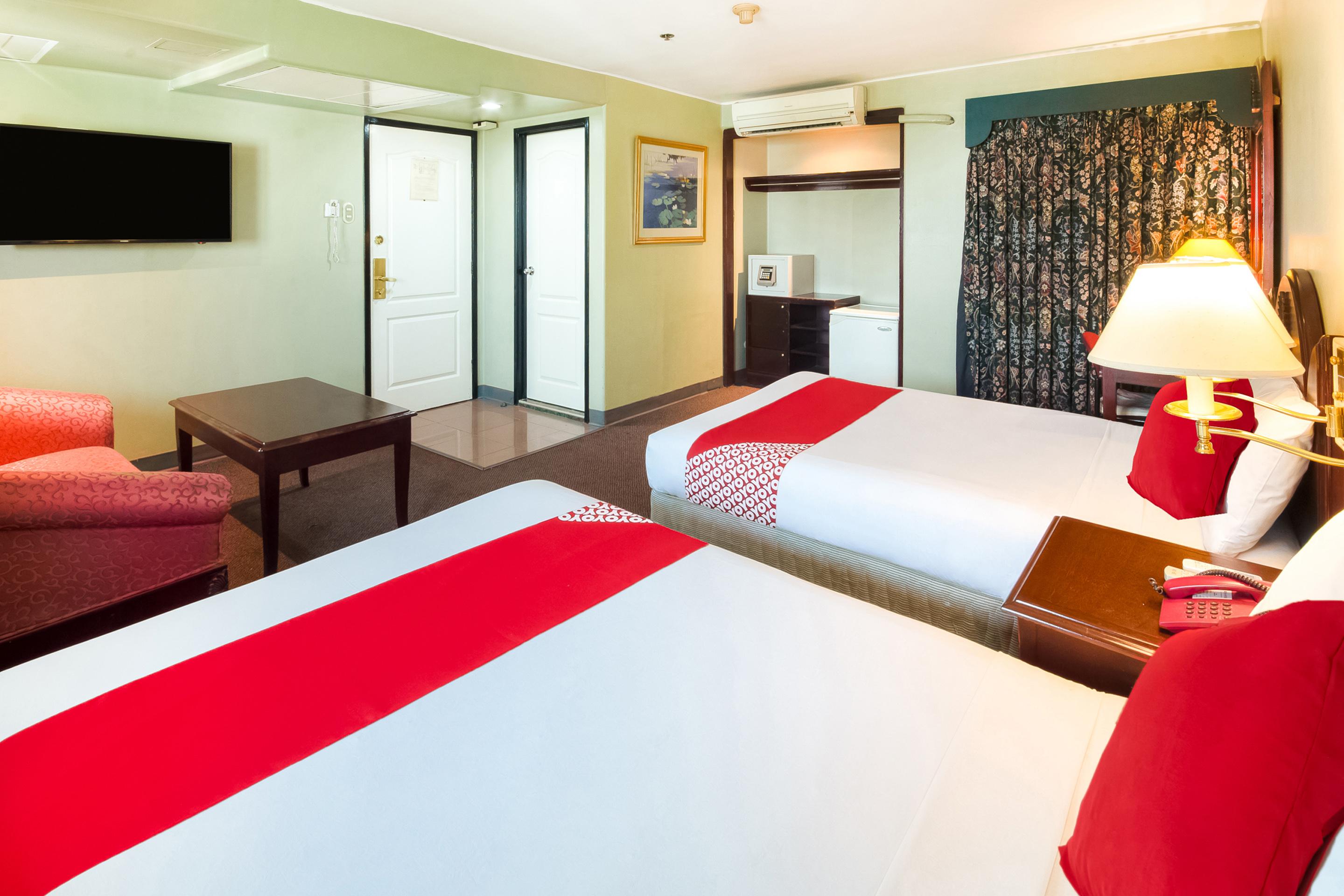 Palladium Suites Hotel Cebu Exteriör bild