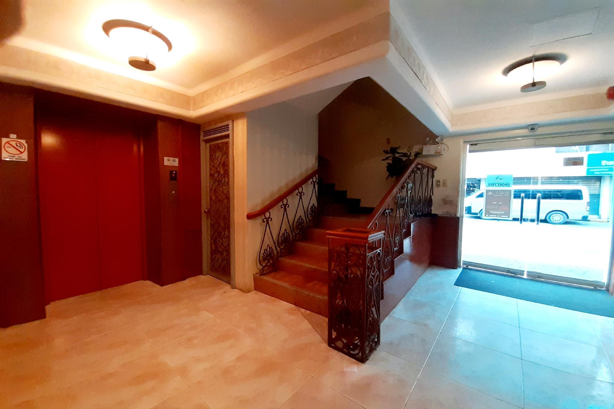 Palladium Suites Hotel Cebu Exteriör bild