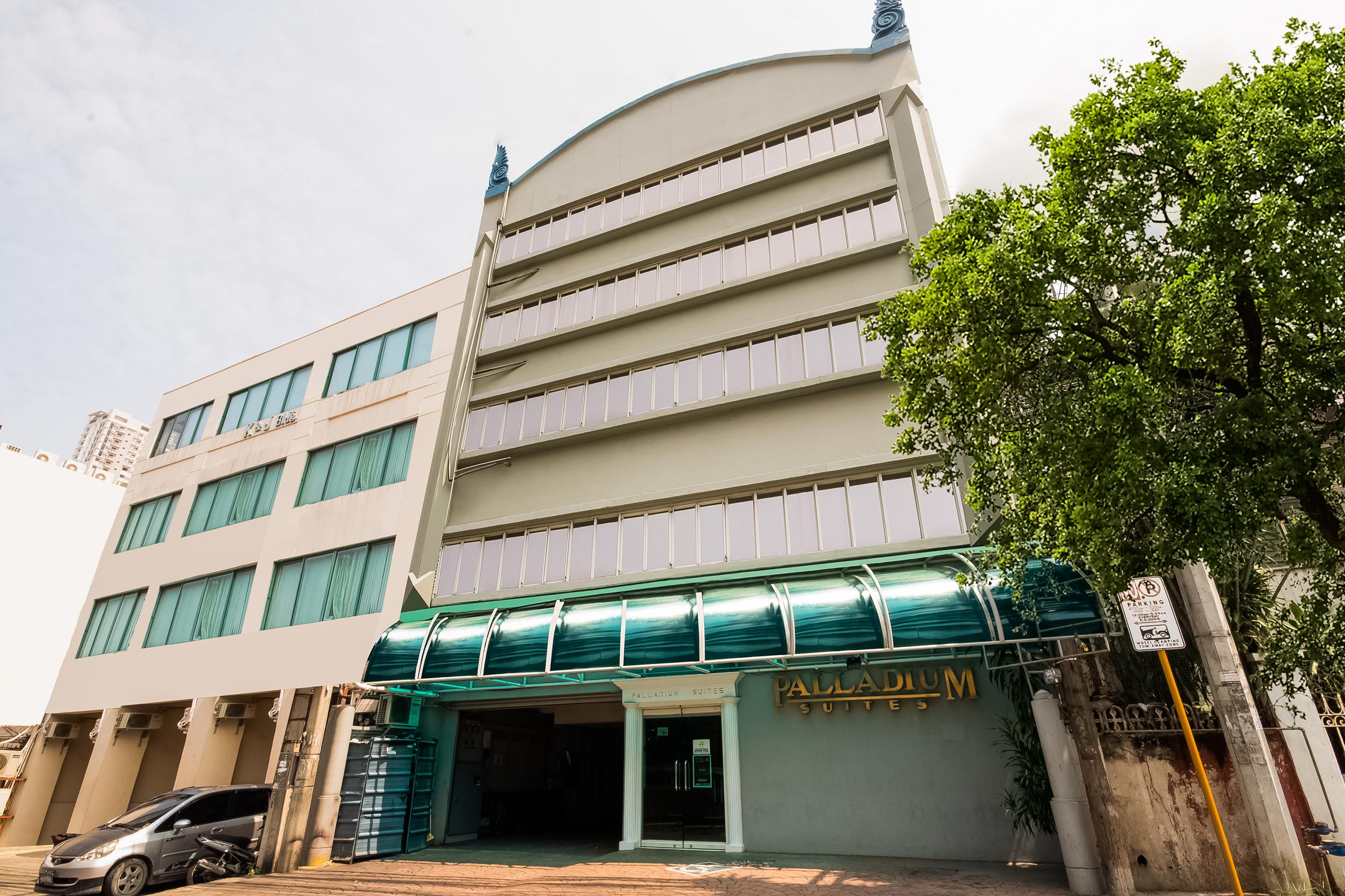 Palladium Suites Hotel Cebu Exteriör bild